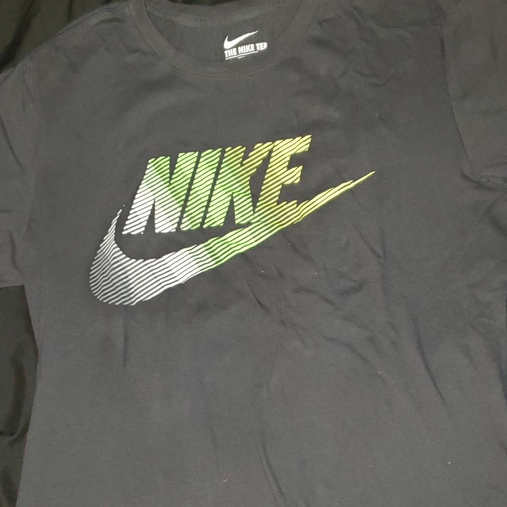 Nike logo tee charcoal gray size small
